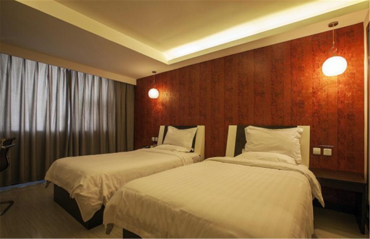 Fairyland Hotel Shanghai New International Exihibition Centre South Yanggao Road Metro Station 上海市 エクステリア 写真